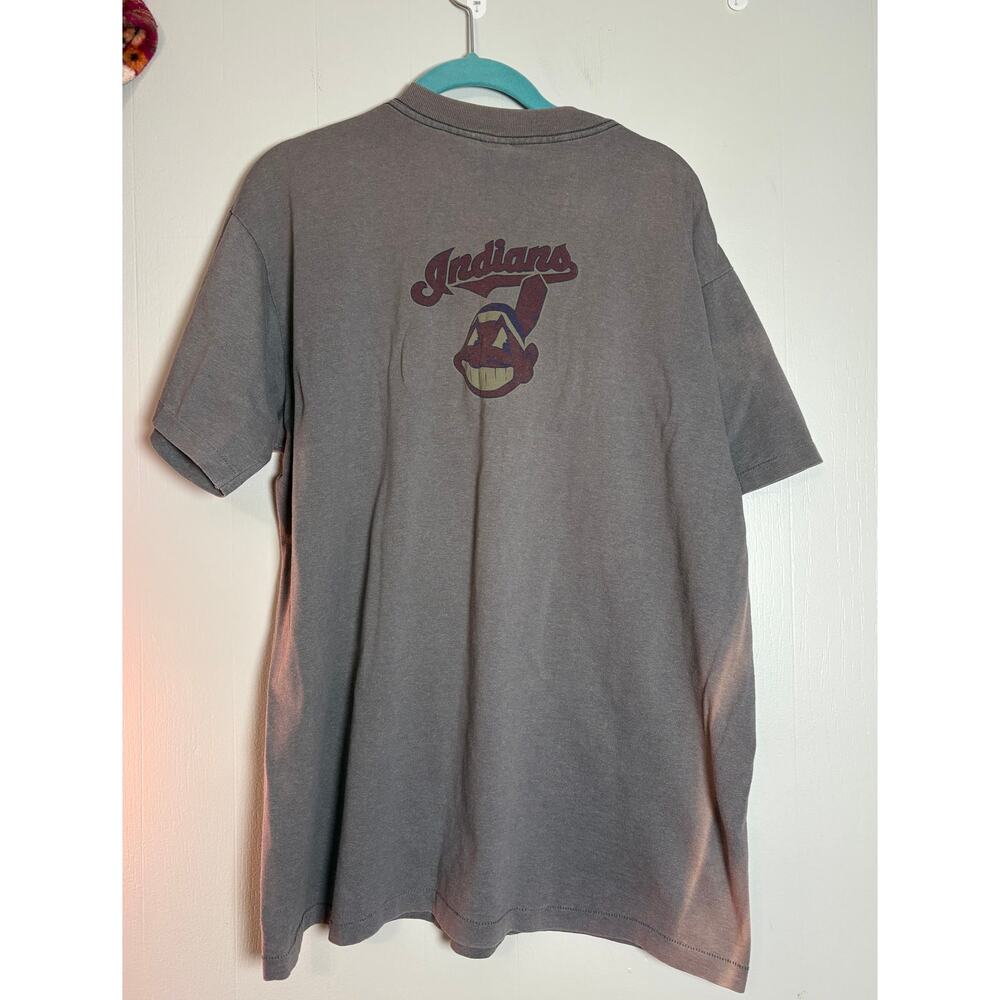 With An Attitude Cleveland Original Logo Single Stitch MLB XL T Shirt - Picture 2 of 8